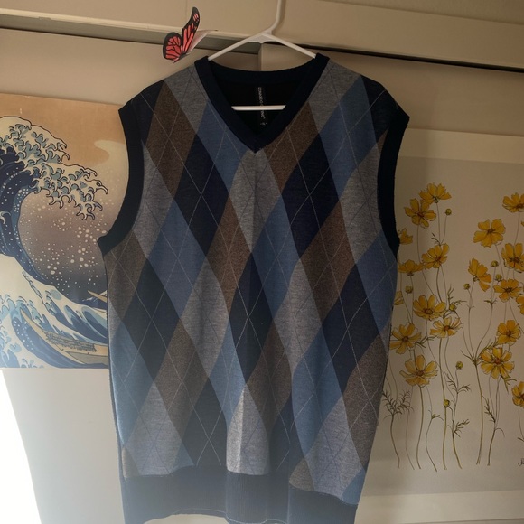 Blue argyle sweater vest - Picture 1 of 2